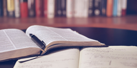 Bücher Offene Bücher.